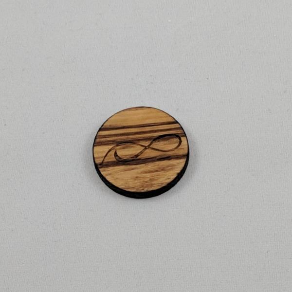 Zebrawood Ball Marker close-up